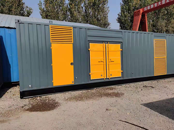 赤壁300kw 柴油发电机组用多大的空气开关？
