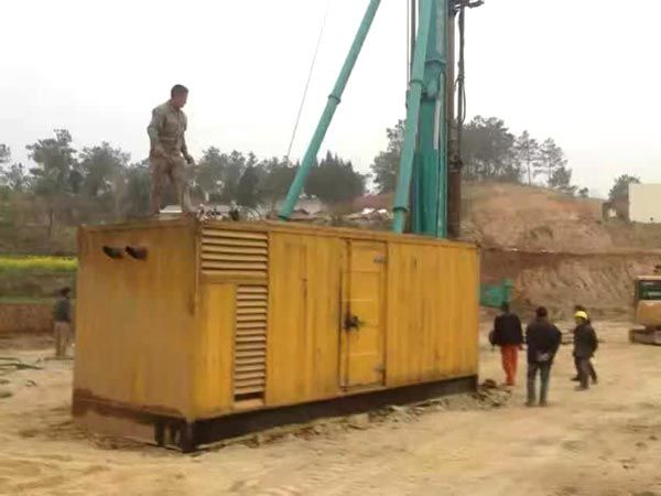 赤壁如何判断水冷式机油散热器密封件是否需要更换？